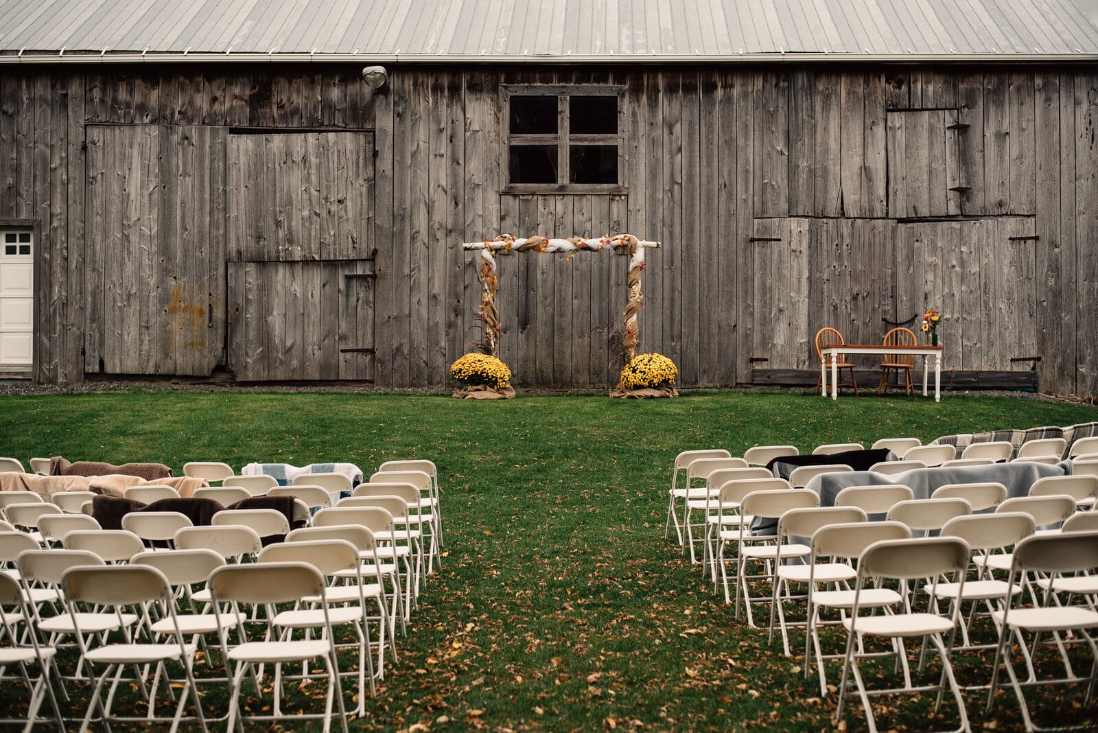 outdoor-wedding-venues-ontario-chelsey-cunningham